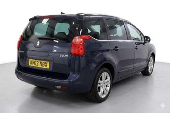 PEUGEOT 5008 2.0 5008 Allure HDi Auto 5dr