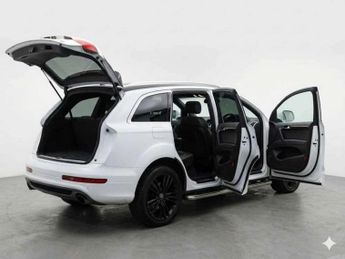 AUDI Q7 3.0 Q7 SE TDI Quattro Auto 4WD 5dr