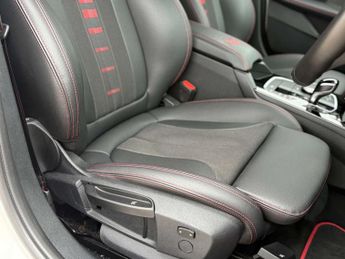 BMW 1 Series 2.0 128ti Auto 5dr
