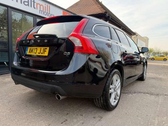 Volvo V60 2.4 V60 SE Luxury Nav D5 Auto 5dr