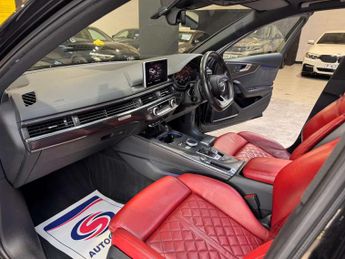 AUDI A4 3.0 S4 TFSI Quattro Auto 4WD 5dr