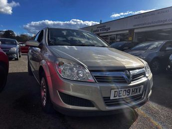 VAUXHALL ASTRA 1.8 Astra Life A/C Auto 5dr