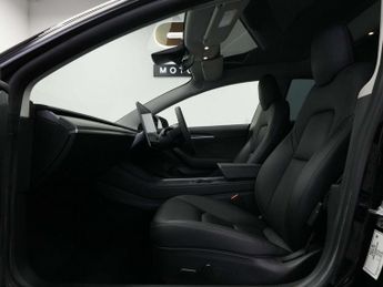 Tesla Model 3 Model 3 Long Range AWD 4WD 4dr