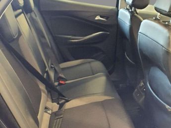 VAUXHALL GRANDLAND X 1.2 Grandland X Sport Nav T S/S Auto 5dr