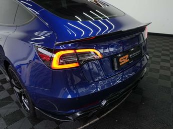 Tesla Model 3 Model 3 Long Range AWD 4WD 4dr