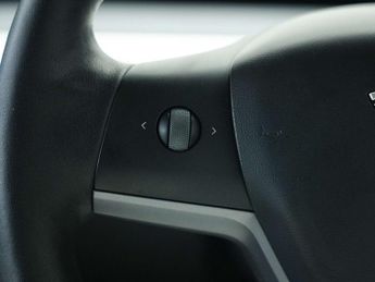 Tesla Model 3 Model 3 Long Range AWD 4WD 4dr