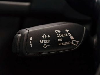 Audi RS 6 4.0 RS 6 Performance TFSI Quattro Auto 4WD 5dr