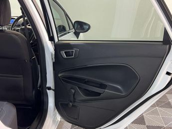 Ford FIESTA 1.0 Fiesta Titanium T Auto 5dr 2 KEYS + S/HISTORY + NEW MOT + AA