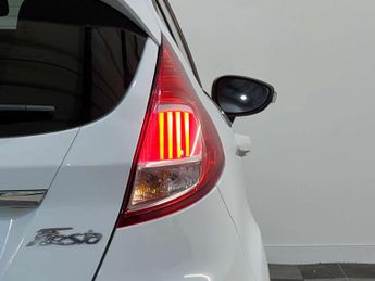 Ford FIESTA 1.0 Fiesta Titanium T Auto 5dr 2 KEYS + S/HISTORY + NEW MOT + AA