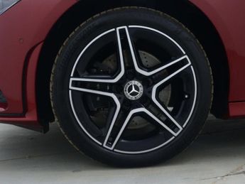 MERCEDES-BENZ CLA 1.3 CLA250e 15.6kWh AMG Line (Premium) Coupe 4dr Petrol Plug-in 