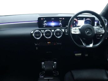 MERCEDES-BENZ CLA 1.3 CLA250e 15.6kWh AMG Line (Premium) Coupe 4dr Petrol Plug-in 