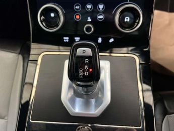 LAND ROVER RANGE ROVER EVOQUE 2.0 Range Rover Evoque R-Dynamic SE D Auto 4WD 5dr