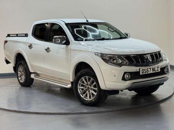 Mitsubishi L200 2.4 L200 Barbarian DI-D 4WD