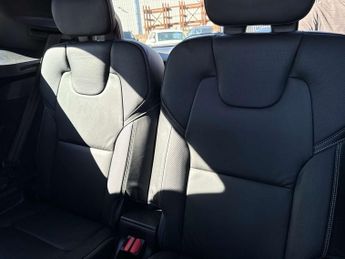 Volvo XC90 2.0 XC90 R-Design Pro D5 PowerPulse AWD Auto 4WD 5dr