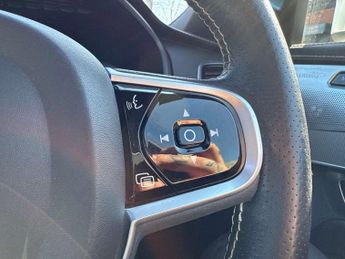 Volvo XC90 2.0 XC90 R-Design Pro D5 PowerPulse AWD Auto 4WD 5dr