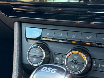 Skoda SUPERB 2.0 Superb Laurin & Klement TDI Semi-Auto 5dr