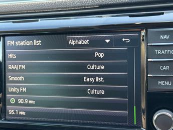 Skoda SUPERB 2.0 Superb Laurin & Klement TDI Semi-Auto 5dr