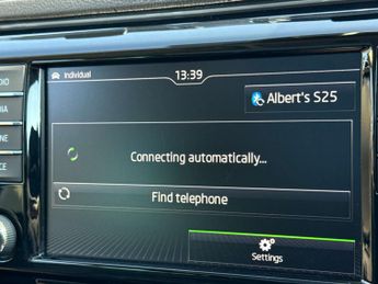 Skoda SUPERB 2.0 Superb Laurin & Klement TDI Semi-Auto 5dr