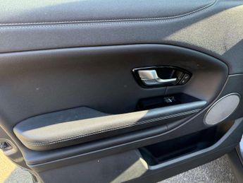 Land Rover RANGE ROVER EVOQUE 2.0 Range Rover Evoque SE Tech TD4 Auto 4WD 5dr