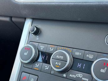 Land Rover RANGE ROVER EVOQUE 2.0 Range Rover Evoque SE Tech TD4 Auto 4WD 5dr