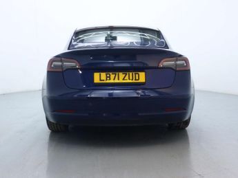 TESLA MODEL 3 Standard Range Plus Saloon 4dr Electric Auto RWD (241 bhp)