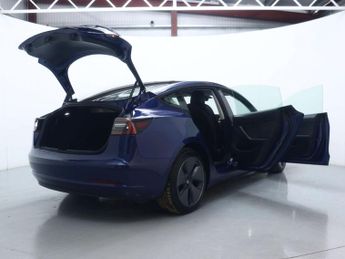 TESLA MODEL 3 Standard Range Plus Saloon 4dr Electric Auto RWD (241 bhp)