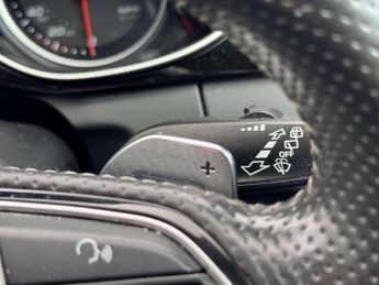 AUDI RS 4 4.2 RS 4 FSI Quattro Auto 4WD 5dr