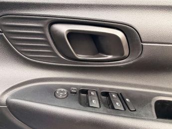 HYUNDAI I20 1.0 i20 SE Connect MHEV TGDi Auto 5dr