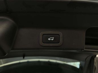JAGUAR F-PACE 2.0 F-Pace R-Sport AWD D Auto 4WD 5dr
