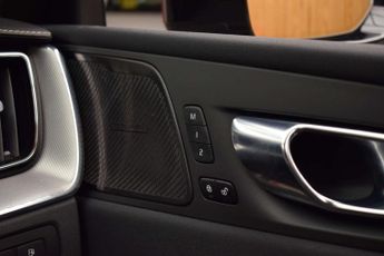 Volvo XC60 2.0 XC60 R-Design Pro T8 Recharge AWD Auto 4WD 5dr