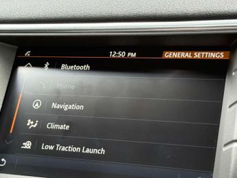 Land Rover RANGE ROVER EVOQUE 2.0 Range Rover Evoque Landmark TD4 Auto 4WD 5dr