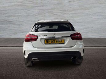 MERCEDES-BENZ GLA 1.6 GLA 180 AMG Line Edition Auto 5dr
