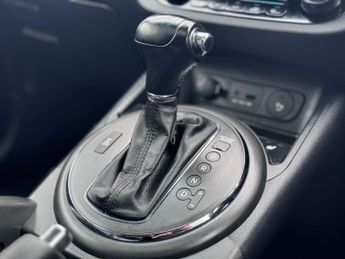 Kia Sportage 2.0 Sportage KX-3 Sat Nav CRDi Auto 4WD 5dr