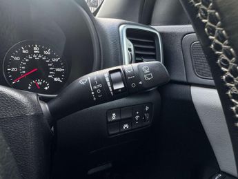 KIA SPORTAGE 1.7 Sportage GT-Line CRDi ISG Semi-Auto 5dr