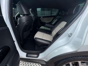 KIA SPORTAGE 1.7 Sportage GT-Line CRDi ISG Semi-Auto 5dr