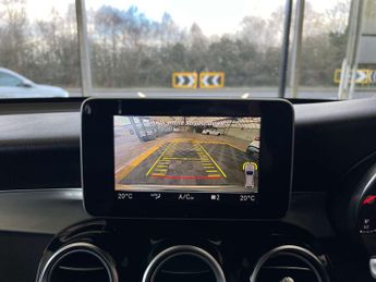 MERCEDES-BENZ GLC 2.1 GLC 220 D 4Matic AMG Line Auto 4WD 5dr