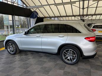 MERCEDES-BENZ GLC 2.1 GLC 220 D 4Matic AMG Line Auto 4WD 5dr