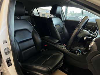 MERCEDES-BENZ GLA 1.6 GLA 200 SE Executive Auto 5dr