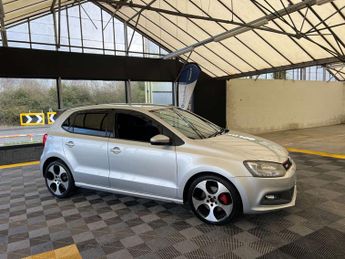 VOLKSWAGEN POLO 1.4 Polo GTi Semi-Auto 180 5dr
