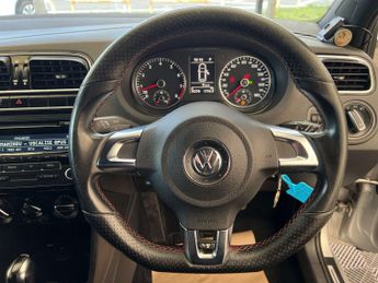 VOLKSWAGEN POLO 1.4 Polo GTi Semi-Auto 180 5dr