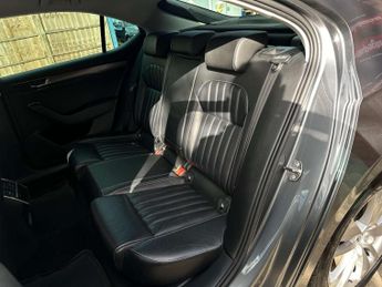 SKODA SUPERB 2.0 Superb SE L TDI Semi-Auto 5dr