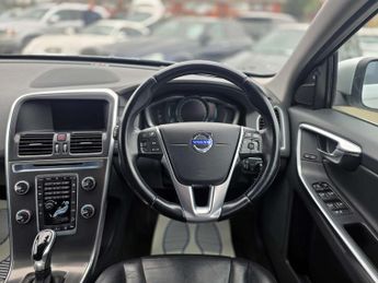 VOLVO XC60 2.4 XC60 SE Luxury Nav D5 AWD Auto 4WD 5dr