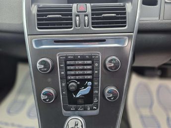 VOLVO XC60 2.4 XC60 SE Luxury Nav D5 AWD Auto 4WD 5dr