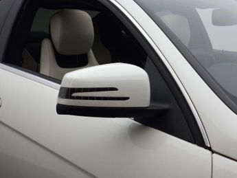 MERCEDES-BENZ C-CLASS 6.2 C63 AMG Auto 2dr