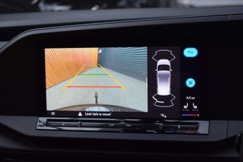 Volkswagen Caddy 2.0 Caddy Maxi C20 Commerce Professional TDI Semi-Auto