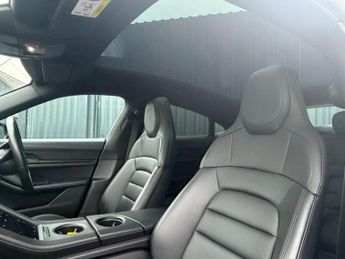 PORSCHE TAYCAN Taycan 4x2 4dr