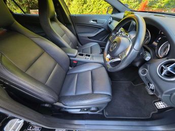 MERCEDES-BENZ GLA 2.1 GLA 220 D 4Matic AMG Line Premium Auto 4WD 5dr