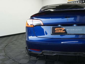 Tesla Model 3 ModeL 3 Performance AWD 4WD 4dr