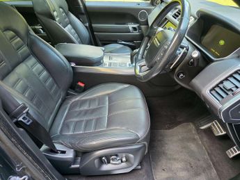 LAND ROVER RANGE ROVER SPORT 3.0 Range Rover Sport Autobiography Dynamic SDV6 Auto 4WD 5dr