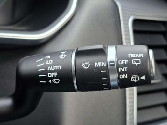 LAND ROVER RANGE ROVER SPORT 3.0 Range Rover Sport Autobiography Dynamic SDV6 Auto 4WD 5dr